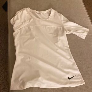 Nike pro top xs